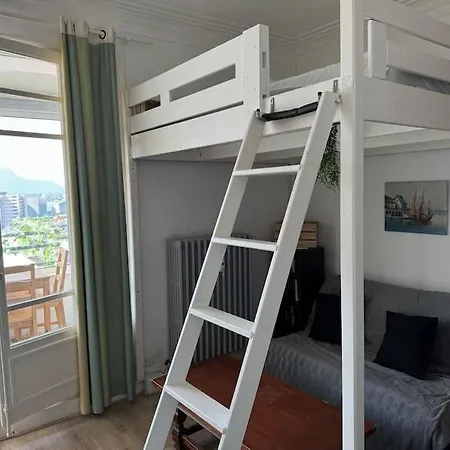 Le Rooftop Calme Et Terrasse A 1 Minute De La Gare Apartment